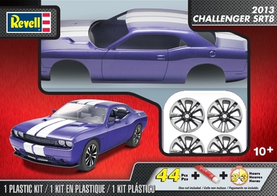 Challenger SRT8 2013 - Revell