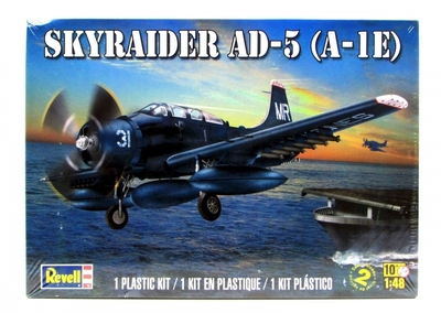 Skyraider AD-5 - Revell